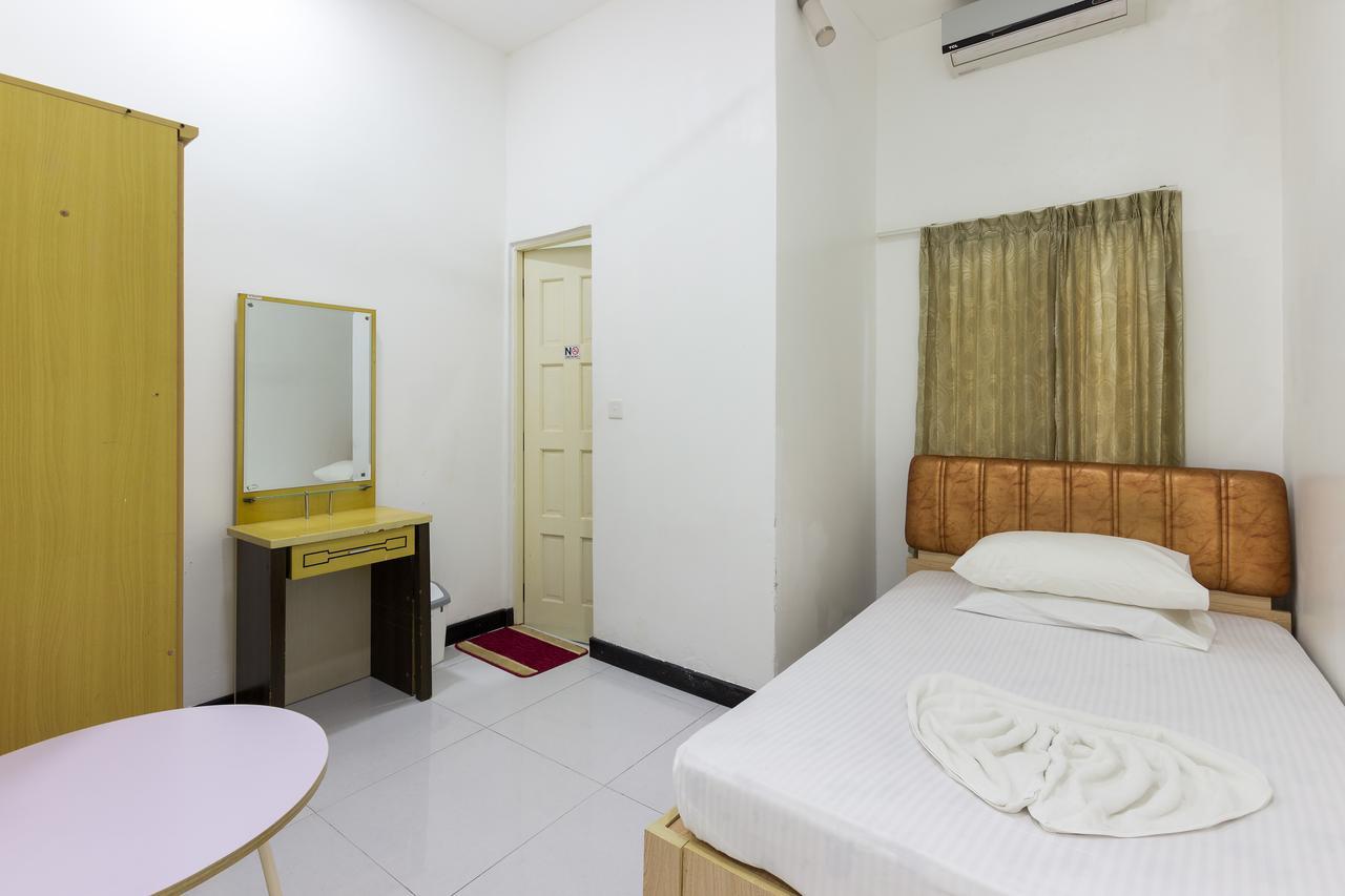 Hotel Surf Trip Maldives Thulusdhoo Exterior foto